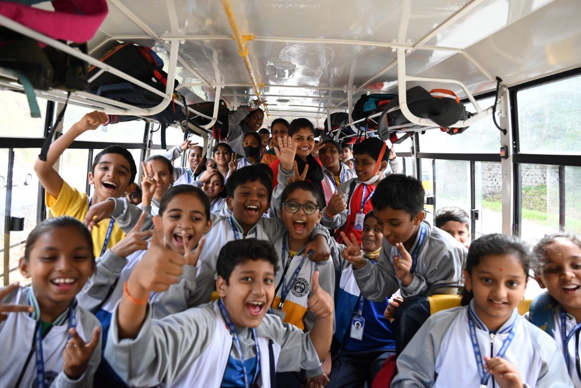 School Trip Bus Transport in the UAE: Safety Guide