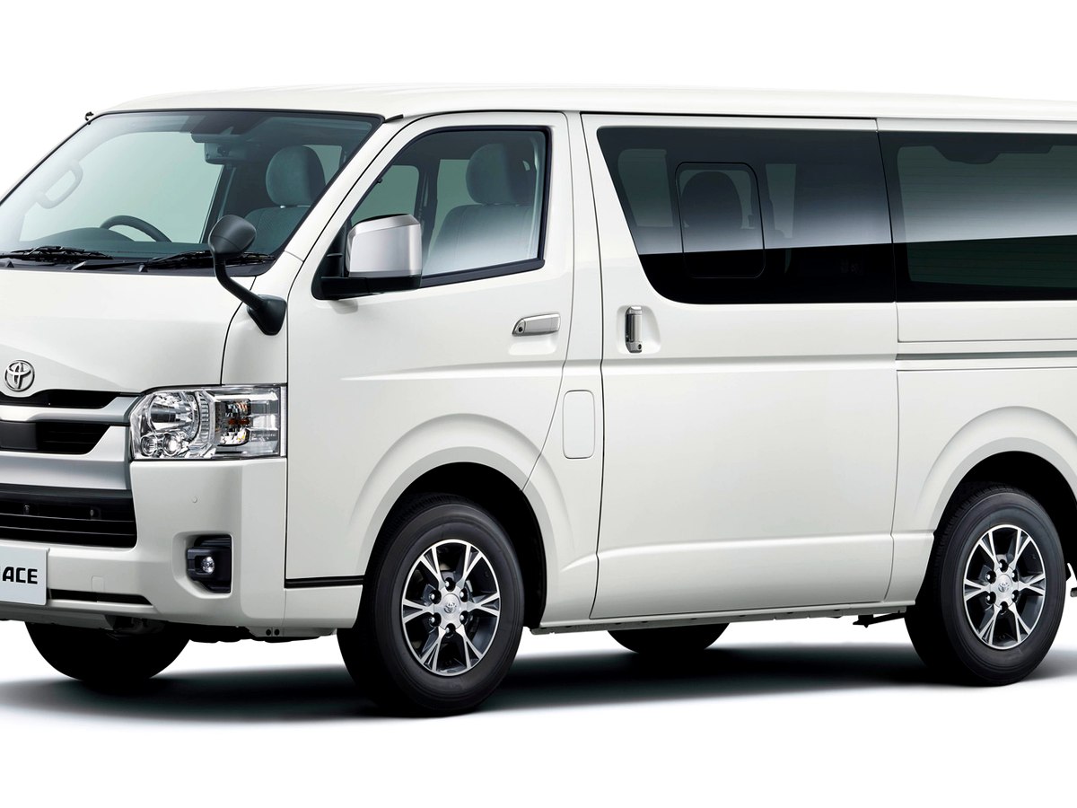 13-Seat Minibus
